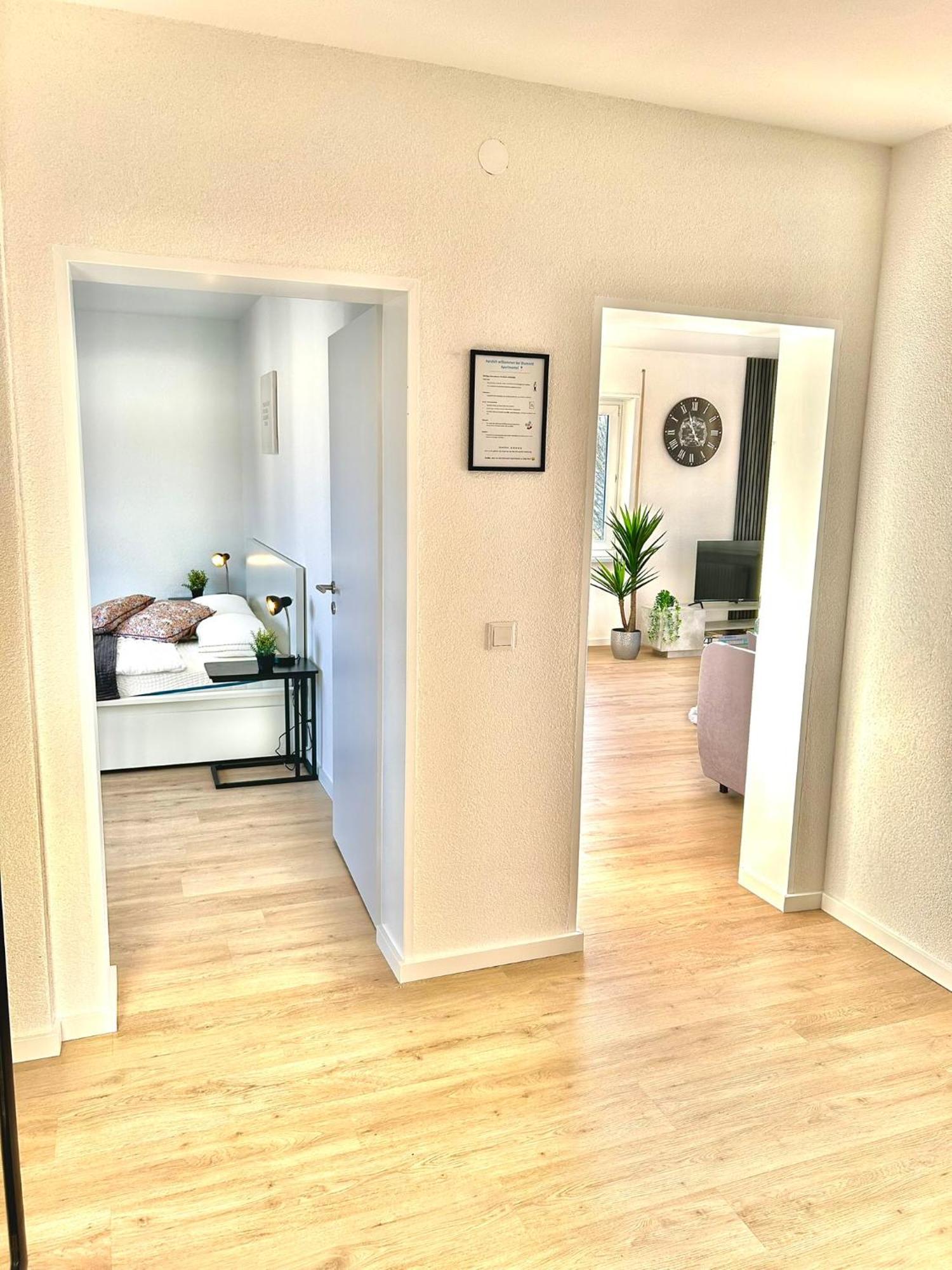 Diamond Apartments: Residenz Dreilaendereck Nahe Flughafen Herten  Екстериор снимка